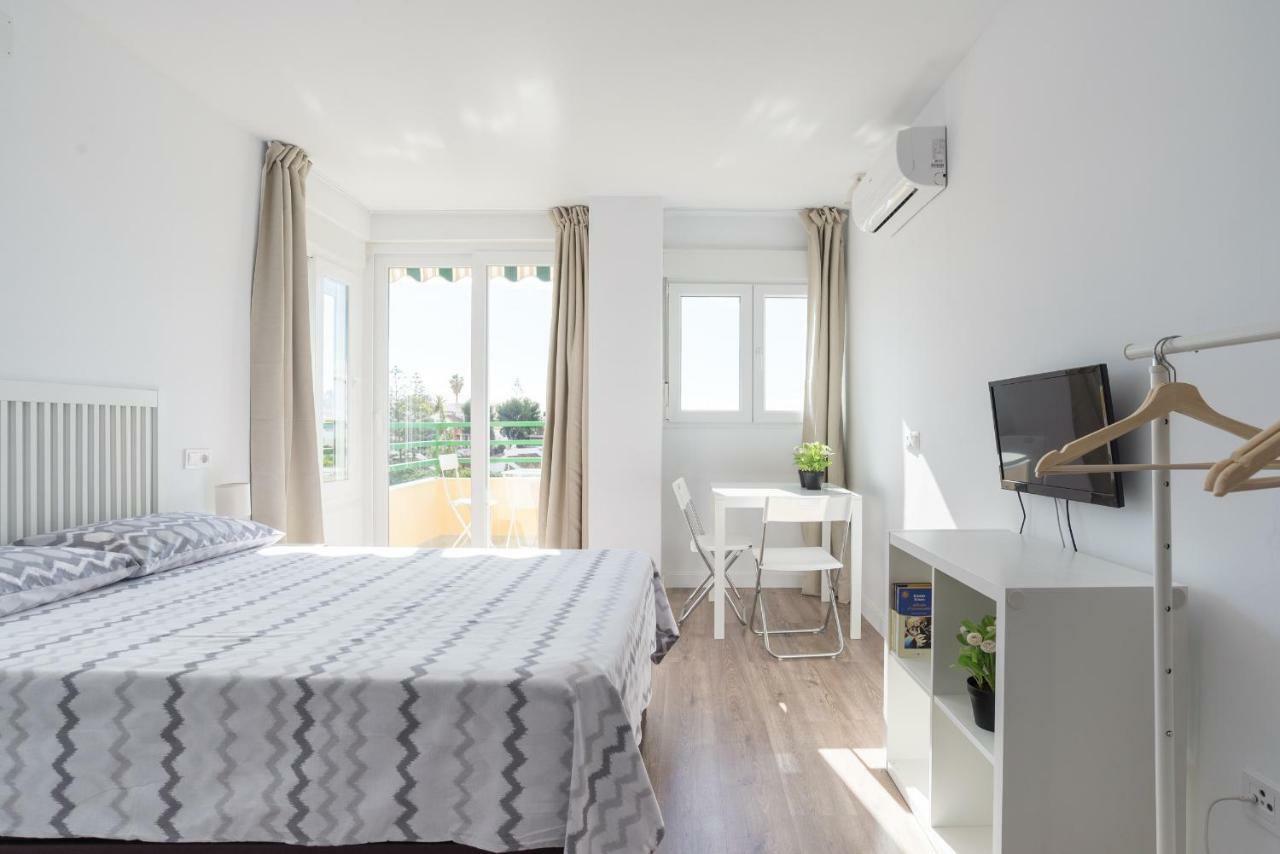 Lu&Cia Candado Beach Relax Malaga Exterior photo